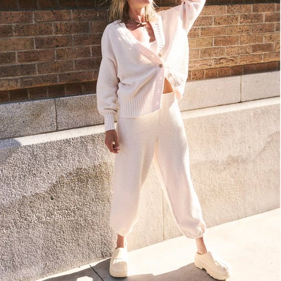 BEST Free People Hailee Cardi Set - Powder Sand - Picture 4 of 10